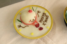 Load image into Gallery viewer, Christmas Tin Cake [Fresh]
