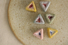 Load image into Gallery viewer, [PREORDER, FULFILMENT MID-END JULY] Not Triangle Things [Freeze Dried]
