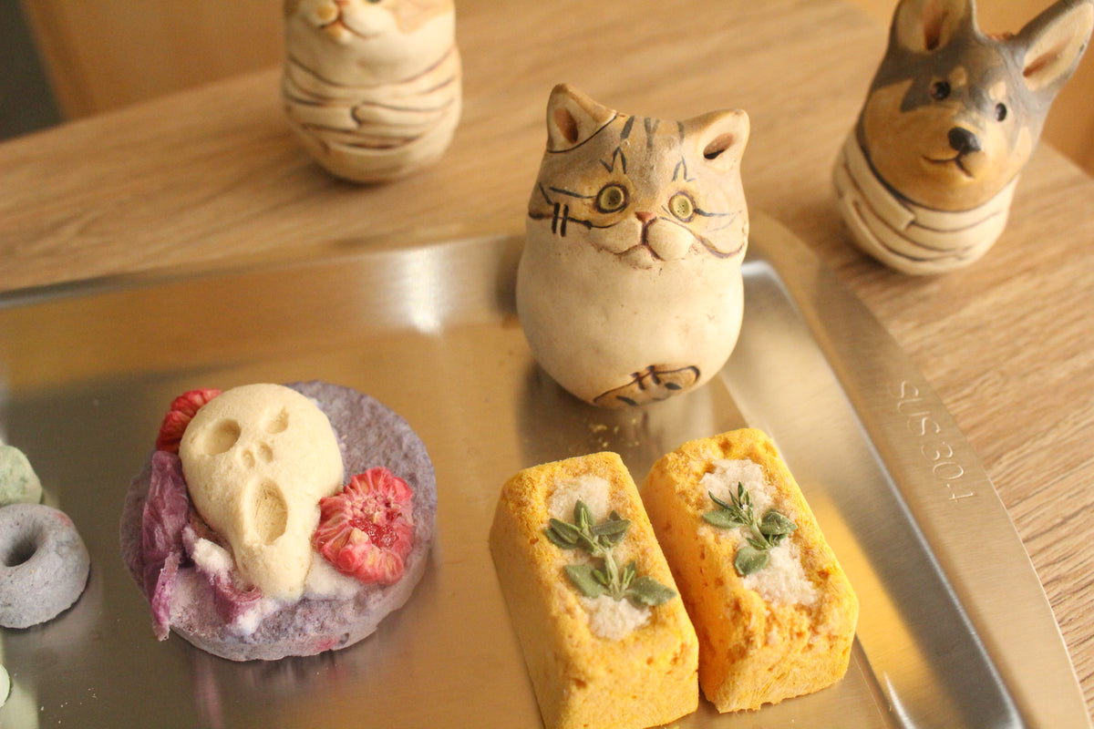 [PREORDER] Halloween with Pawttery (Figurine only)